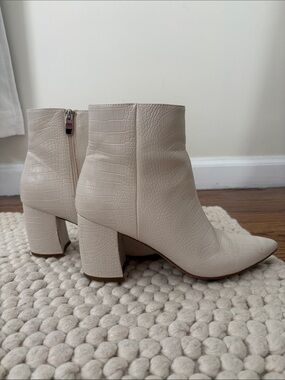 Steve Madden Nadalie White Croc-Embossed Block Heel Ankle Booties
3inch Heel